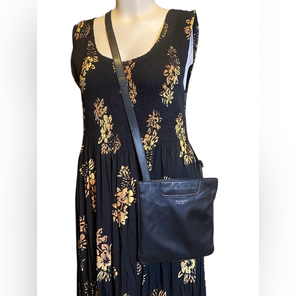 Margot New York Black Leather Crossbody Bag - Picture 4 of 15